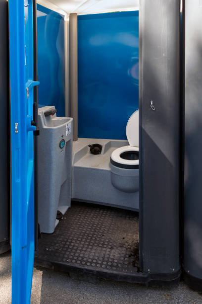 Porta potty delivery and setup in Bullhead City, AZ